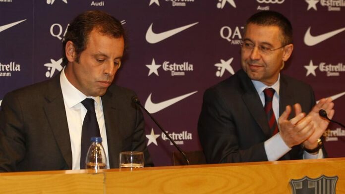 FC Barcelona: Bartomeu and Rosell show their chests for their FC Barcelona: Bartomeu and Rosell show their chests for their legacy